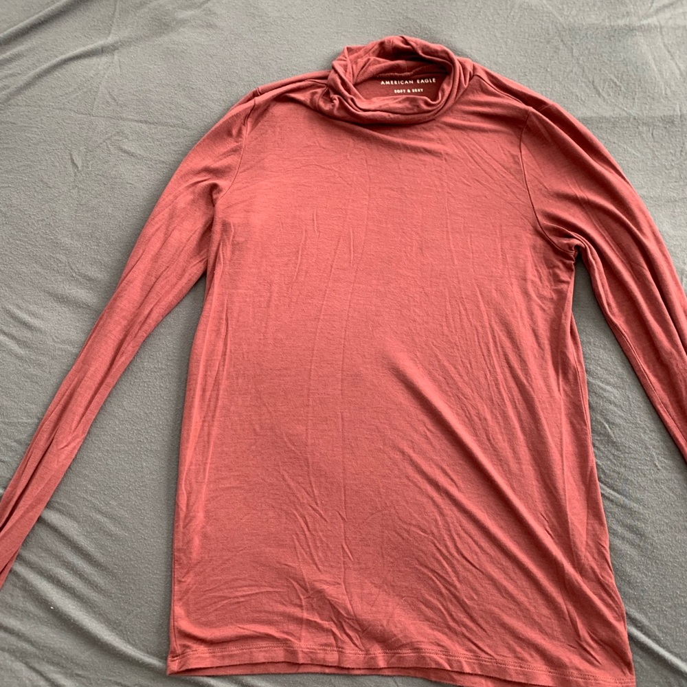 Muave turtleneck